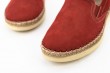 Női cipő gumival piros színben Thumb